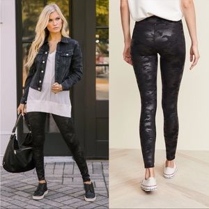 SPANX | Faux Leather Black Matte Camo Leggings Size medium